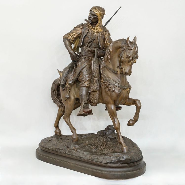 Cavaliere arabo di ritorno dalla caccia , Alfred Barye (1839-1882) Et Émile Guillemin (1841-1907)