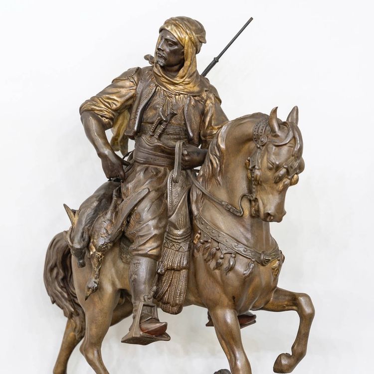 Cavaliere arabo di ritorno dalla caccia , Alfred Barye (1839-1882) Et Émile Guillemin (1841-1907)