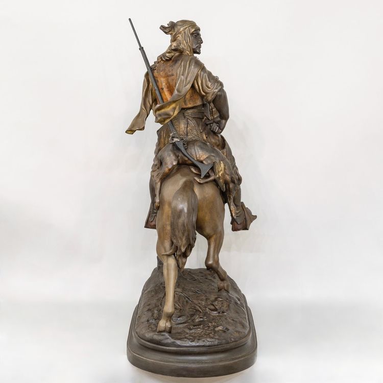 Cavaliere arabo di ritorno dalla caccia , Alfred Barye (1839-1882) Et Émile Guillemin (1841-1907)