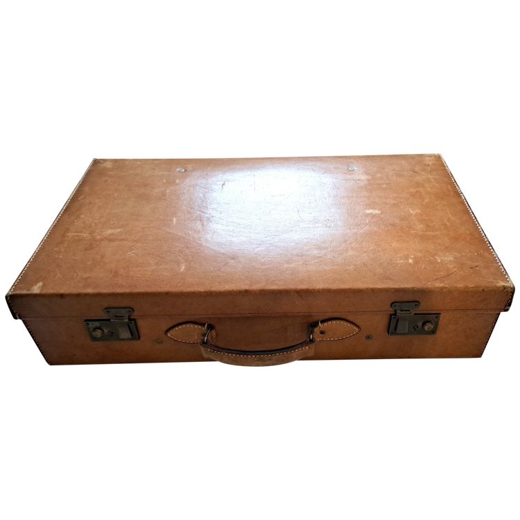 Light brown leather suitcase for men or women, early 20th century