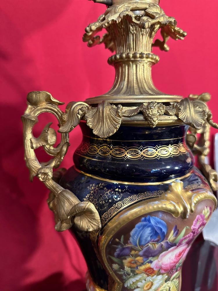 Paire De Lampes à Pétrole En Bleu De Four Et Bronze Doré 