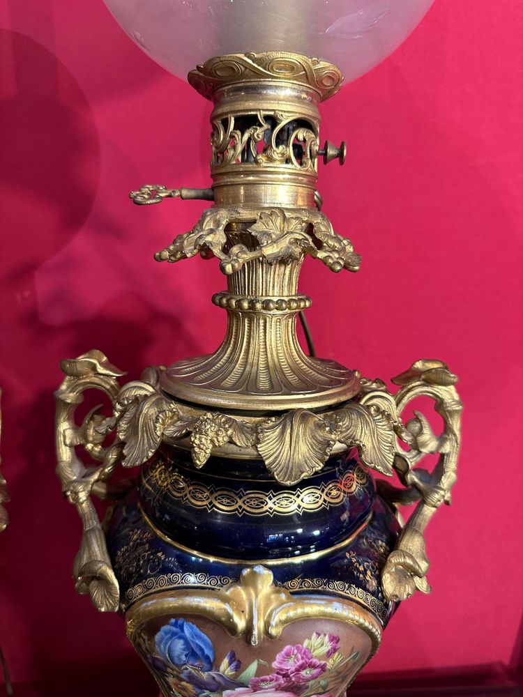 Paire De Lampes à Pétrole En Bleu De Four Et Bronze Doré 