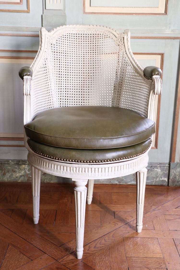 Louis XVI cabinet armchair with swivel seat