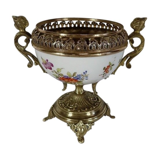 Bronze and porcelain cup with flowered decorations - End of XIXth century