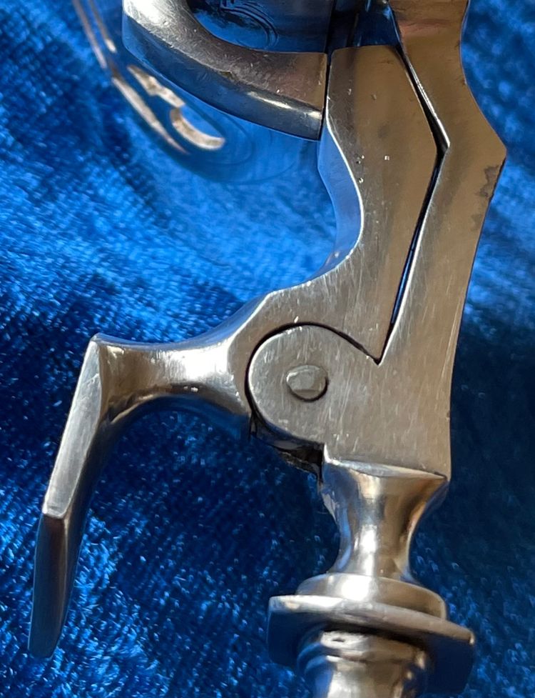 Pince à asperges art nouveau.