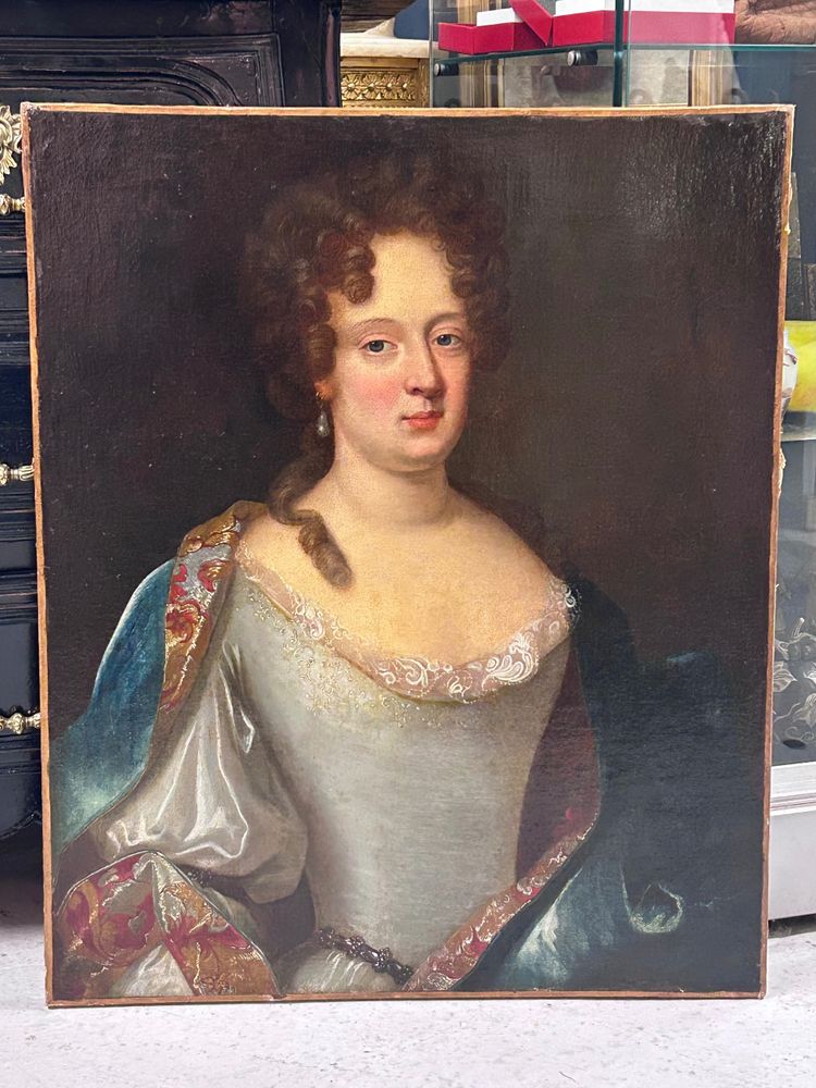 French School Of The XVIIIth Century Portrait Of A Woman Of The Louis XV Regency Period