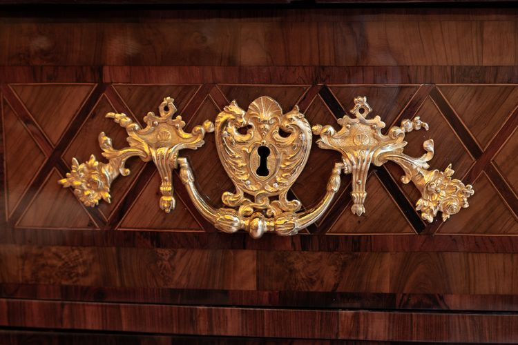 Dauphiné époque Louis XIV Commode à Marqueterie Géométrique Vers 1700