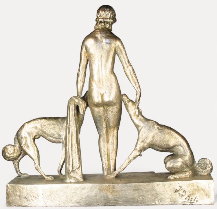 Diana e i levrieri, scultura in bronzo di Giuseppe Joseph (1881-1945)