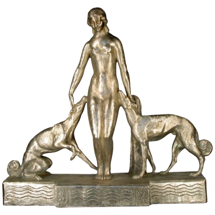 Diana e i levrieri, scultura in bronzo di Giuseppe Joseph (1881-1945)