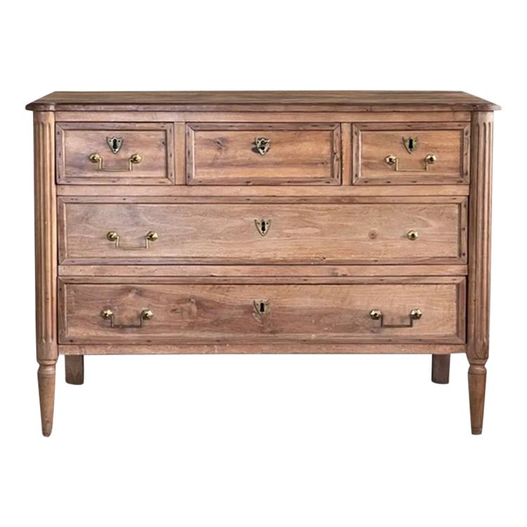 Commode de style louis xvi.