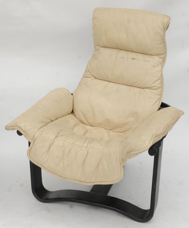 Pair of Manta armchairs by Ingmar Relling for Westnofa