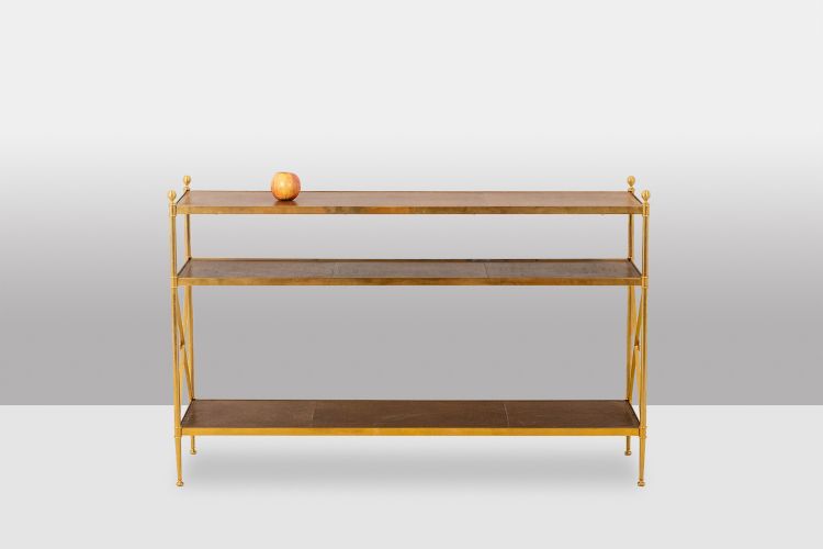 Casa Jansen. Console in ottone dorato e pelle fulva. Circa 1970.  LS64292509I