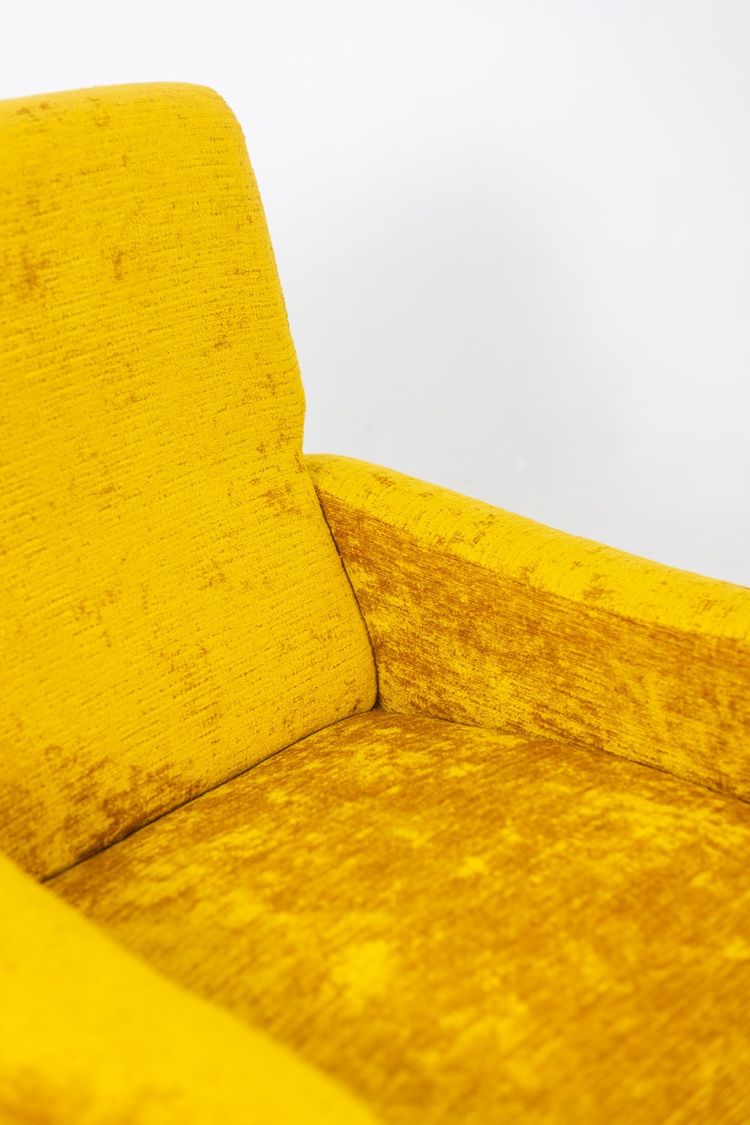Marco Zanuso pour Artflex. Fauteuils jaune et en laiton doré. Années 1950. LS64333009I