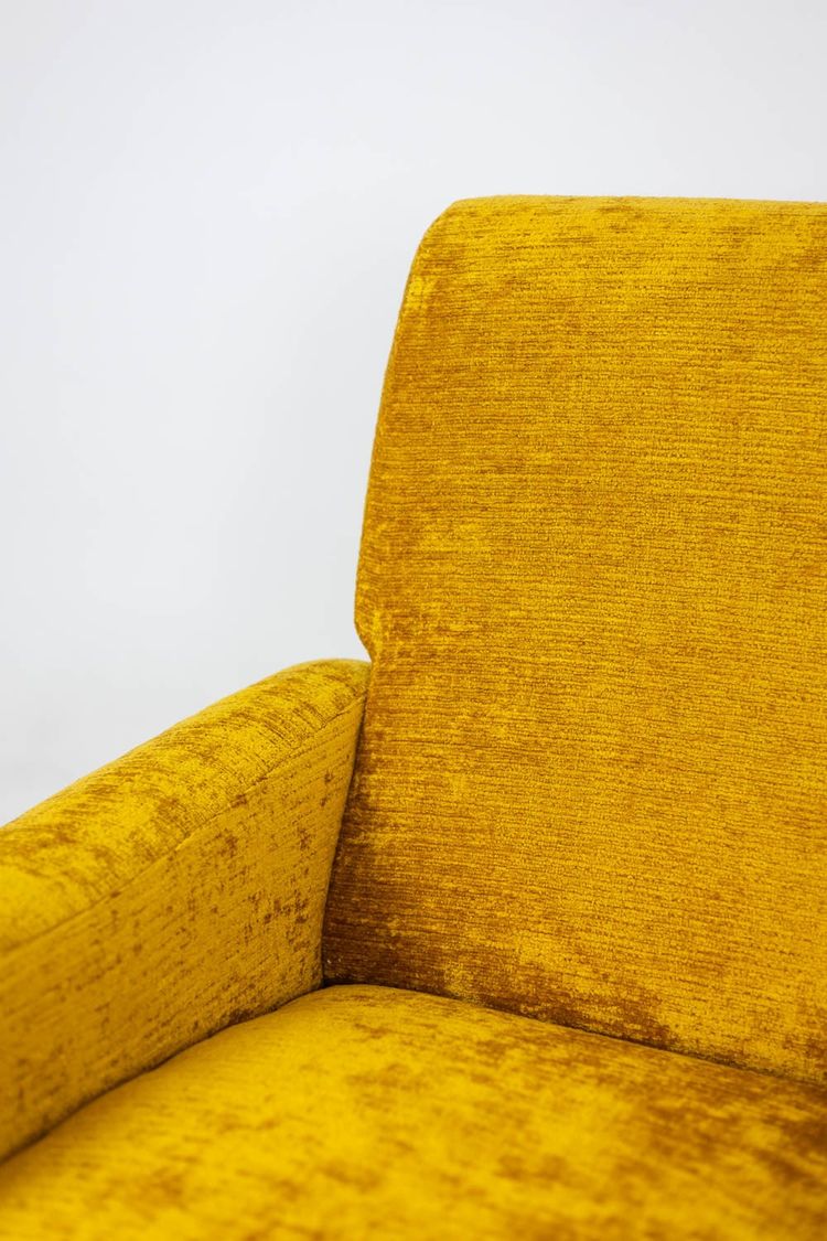 Marco Zanuso pour Artflex. Fauteuils jaune et en laiton doré. Années 1950. LS64333009I