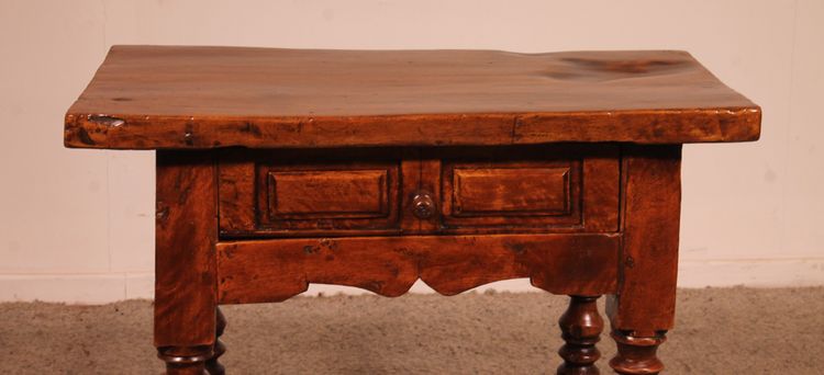 Table Espagnole Dit Tocinera En Noyer Du 17° Siècle