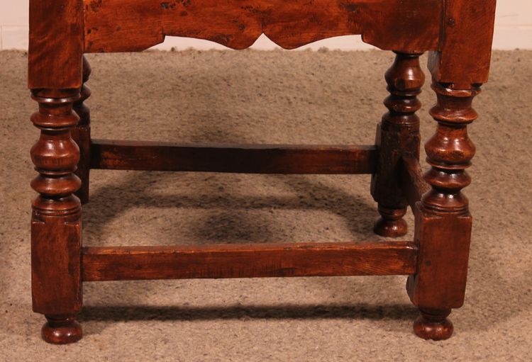 Table Espagnole Dit Tocinera En Noyer Du 17° Siècle