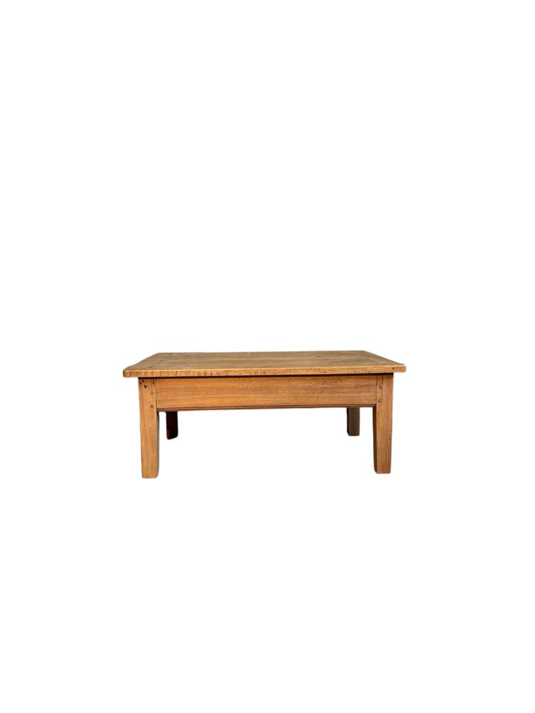 Table basse en noyer 1800