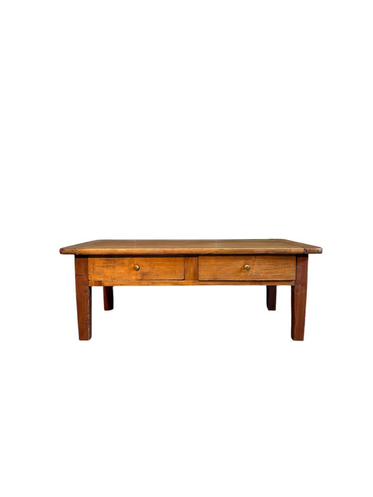 Table basse en mélèze 1800