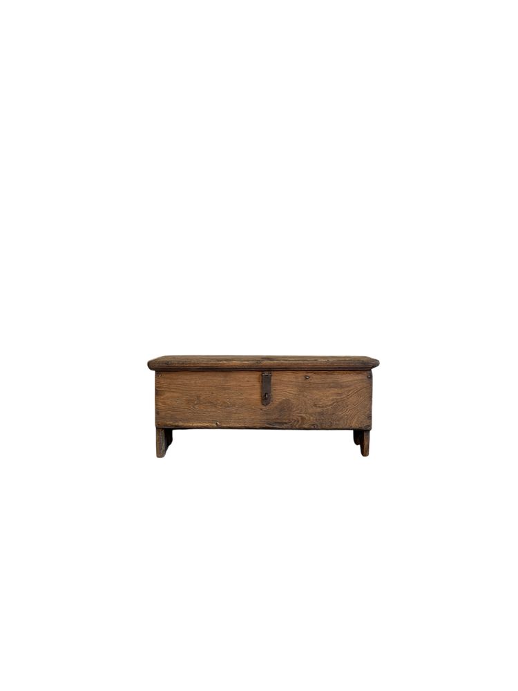 Coffre en châtaignier 1800