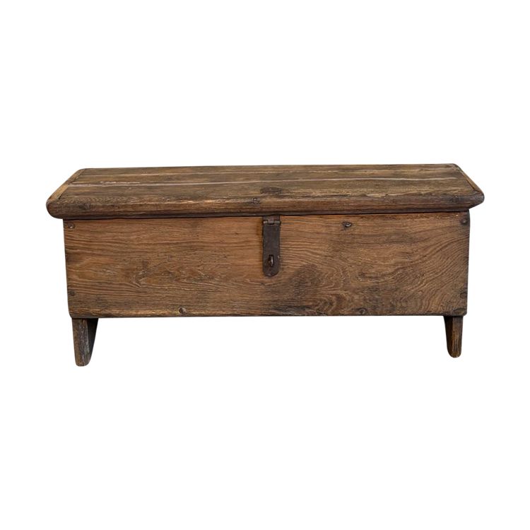 Coffre en châtaignier 1800