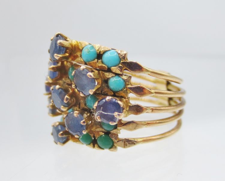 Anello Harem, oro Turchese e topazio blu di Londra.