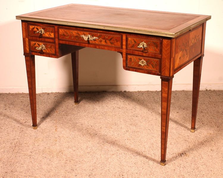 Bureau Plat in palissandro Luigi XVI