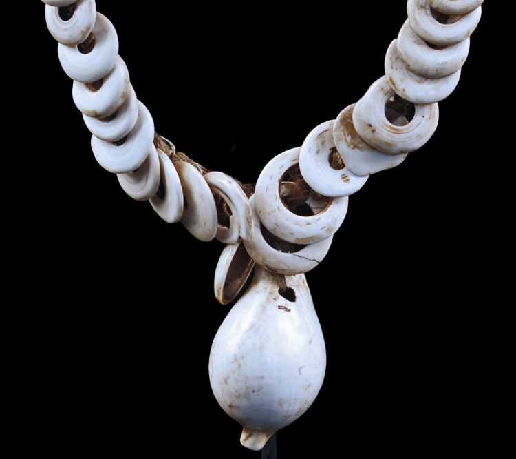Prunkhalskette, Stammeskunst, Ozeanische Kunst, Papua-Neuguinea, Traditionelles Ornament