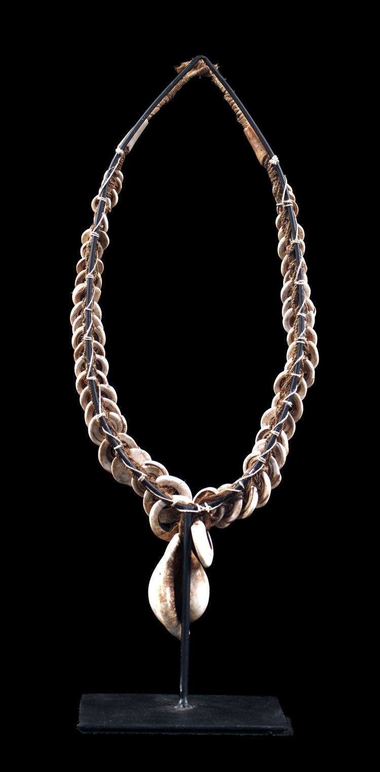 Prunkhalskette, Stammeskunst, Ozeanische Kunst, Papua-Neuguinea, Traditionelles Ornament
