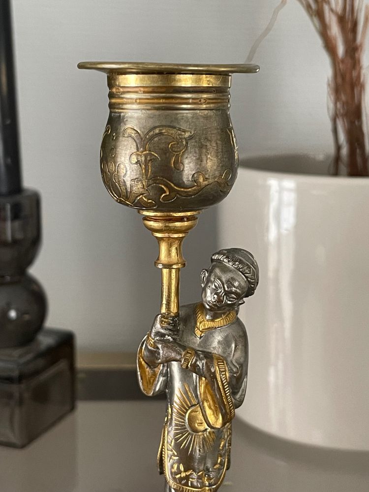 Pair Of Japanese Candlesticks In Gilt And Silver Bronze Late 19th Century