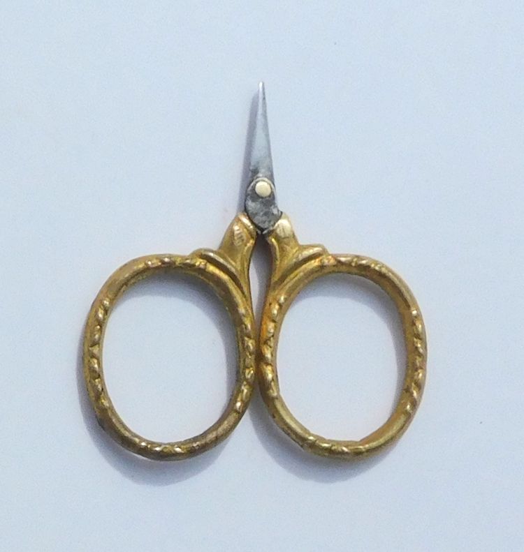 Tiny Pair Of Scissors For Sewing Kit Miniature Doll Little Monster Gold Metal