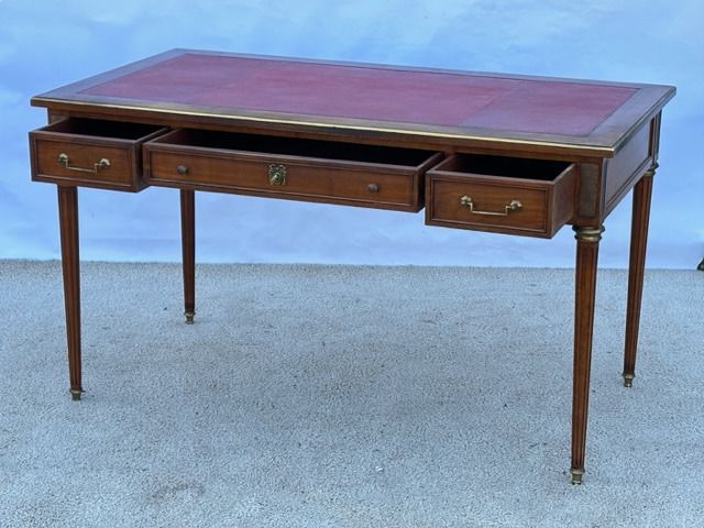 Table bureau