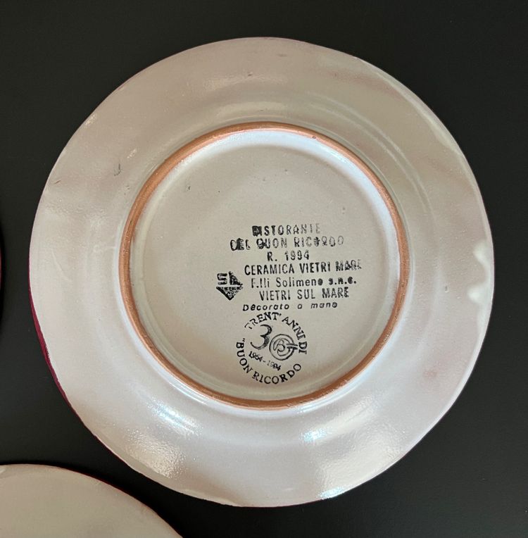 Piatti del Ristorante del Buon Ricordo "Rosa d'Oro" di Ceramica Vietri Mare, Italia 1994