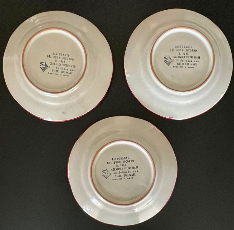 Piatti del Ristorante del Buon Ricordo "Italia" di Ceramica Vietri Mare, Italia 1995