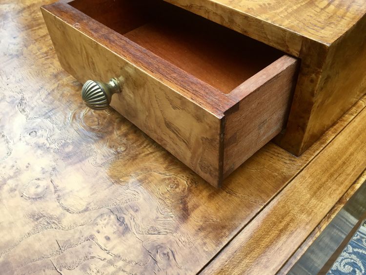 Bureau à gradins 