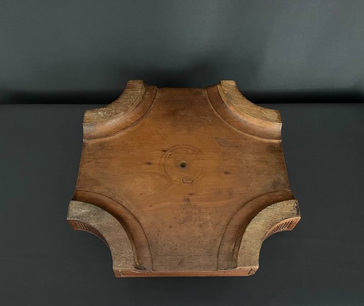 Socle en bois sculpté – signé ED. Mauvert LET Toulouse 
