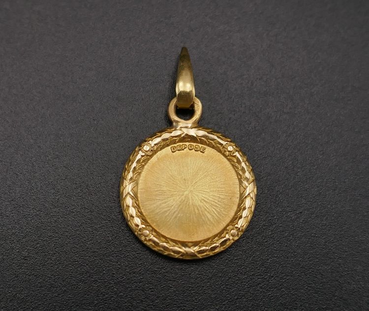 Augis Liebesmedaille Diamant Und Rubin, 18 Karat Gold