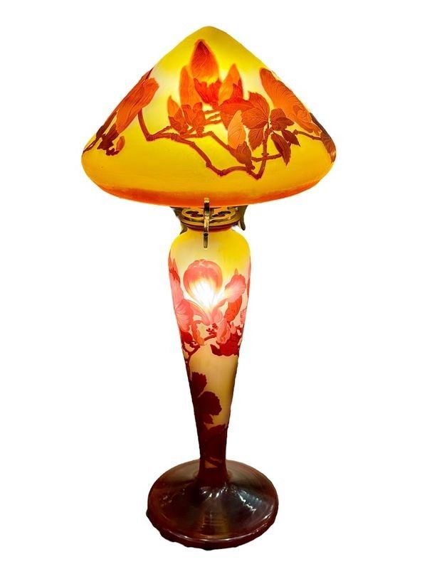 Lampada a fungo grande in stile Art Nouveau "Magnolias" di Emile Gallé