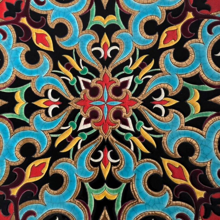 Longwy Arabesque enamel dish created by P. Mignon