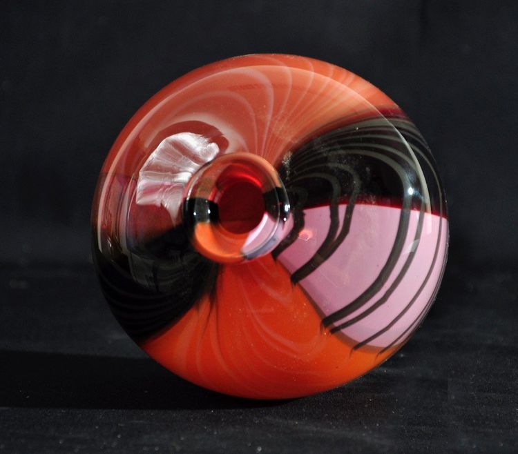 Vase En Verre Soufflé Signée Claude Morin Circa 1970