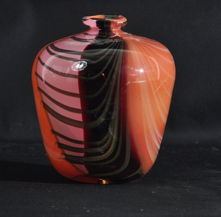Vase En Verre Soufflé Signée Claude Morin Circa 1970