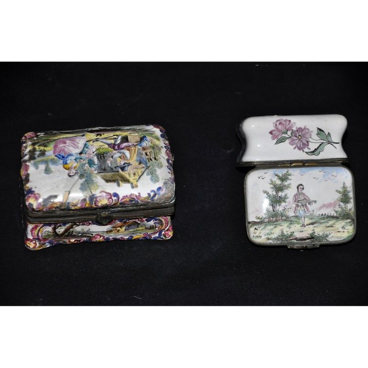 Pair De Boîtes à Tabac Faïence Signées époque XVIIIe