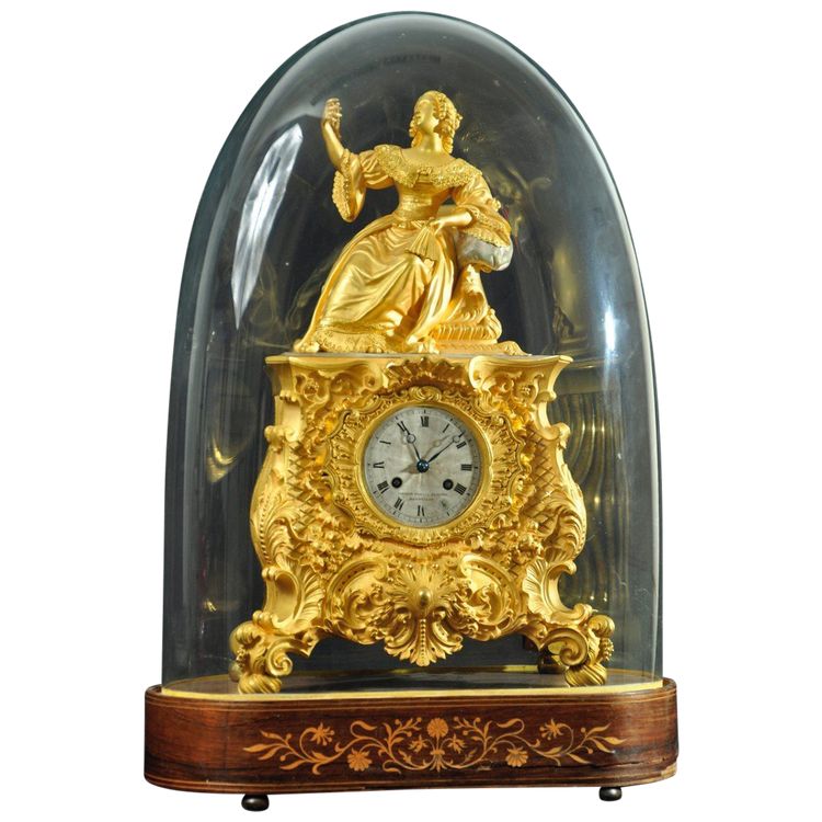 Madame De Sévigné XIXᵉ Gilded Bronze Leaf Clock