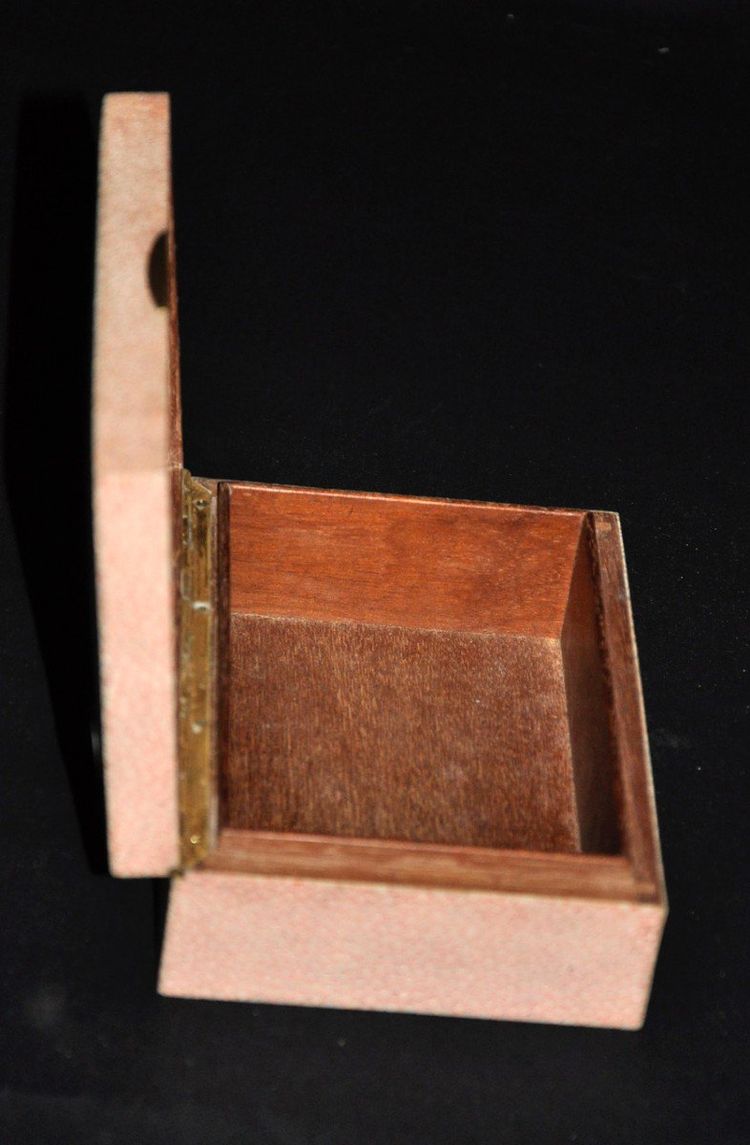 Boite Recouverte De Gallucha attributed to Clément Rousseau circa 1930