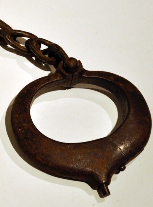 Entraves De Pied Pour Condamné à Mort XIXe Siècle