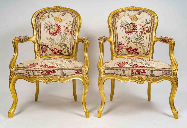Georges Jacob reçu Maitre en 1765 Quatre fauteuils en bois doré d’époque Louis XV vers 1765-1770