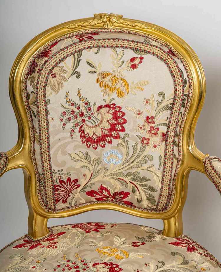Georges Jacob reçu Maitre en 1765 Quatre fauteuils en bois doré d’époque Louis XV vers 1765-1770