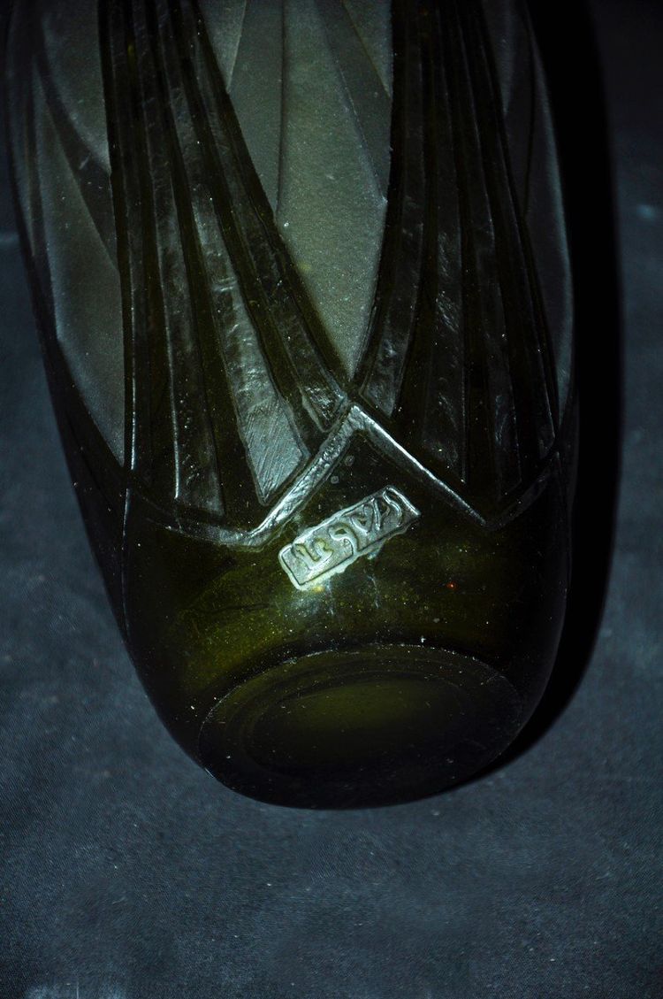 Vase en verre partiellement dépolis époque Art Déco Signé Legras