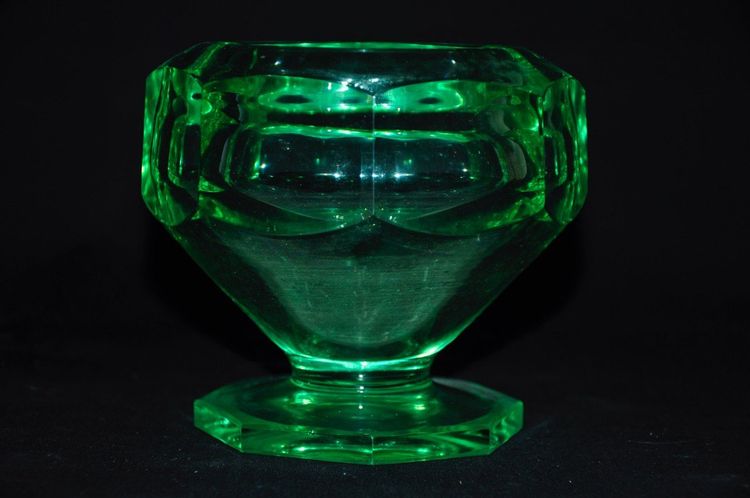 Vase en verre signé Muller Frères Lunéville époque Art déco