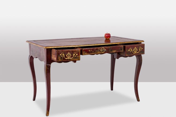 Scrivania piatta in stile Luigi XV decorata con scene lacustri. Circa 1800. LS60861809U