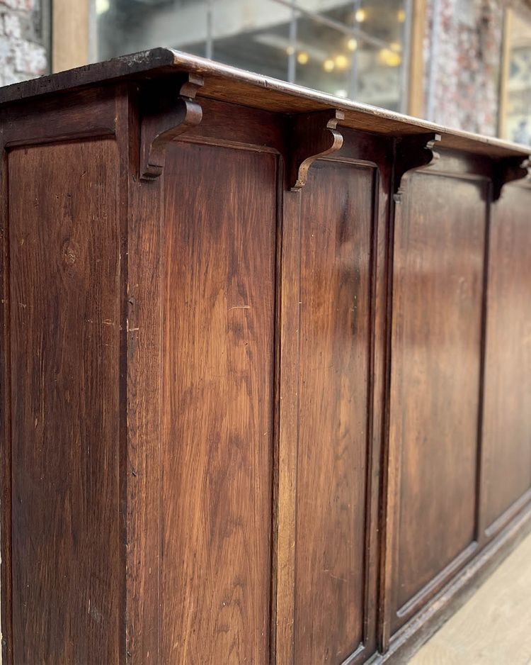 Bar counter